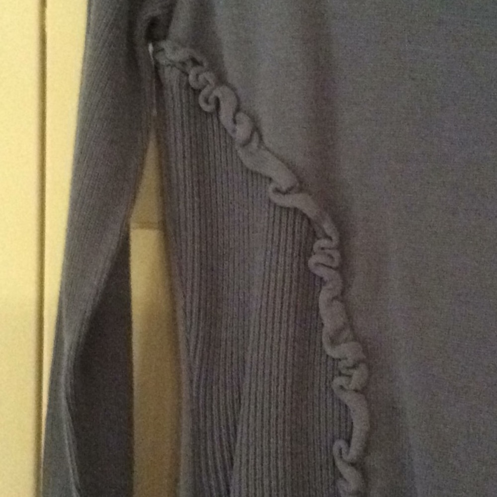 Knit Tunic -NEVER WORN - Picture 3 of 4